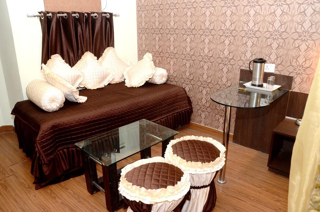 Hotel Kartikey Τζαϊπούρ Εξωτερικό φωτογραφία