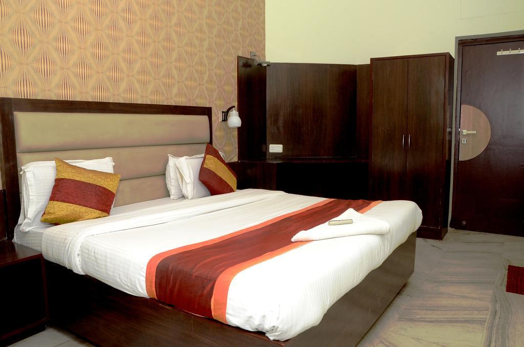 Hotel Kartikey Τζαϊπούρ Εξωτερικό φωτογραφία
