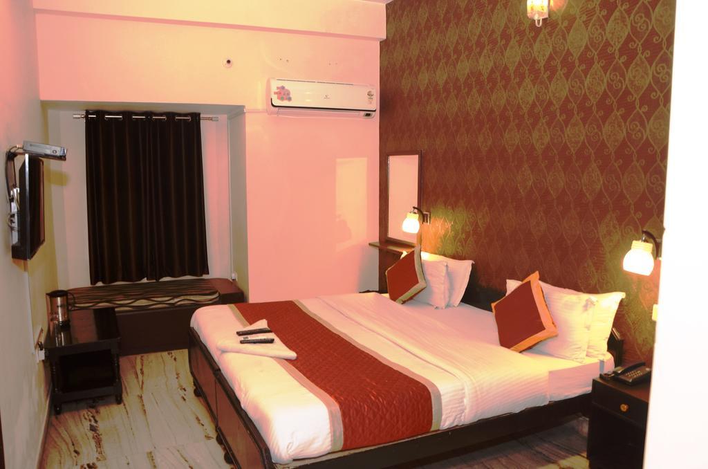 Hotel Kartikey Τζαϊπούρ Εξωτερικό φωτογραφία