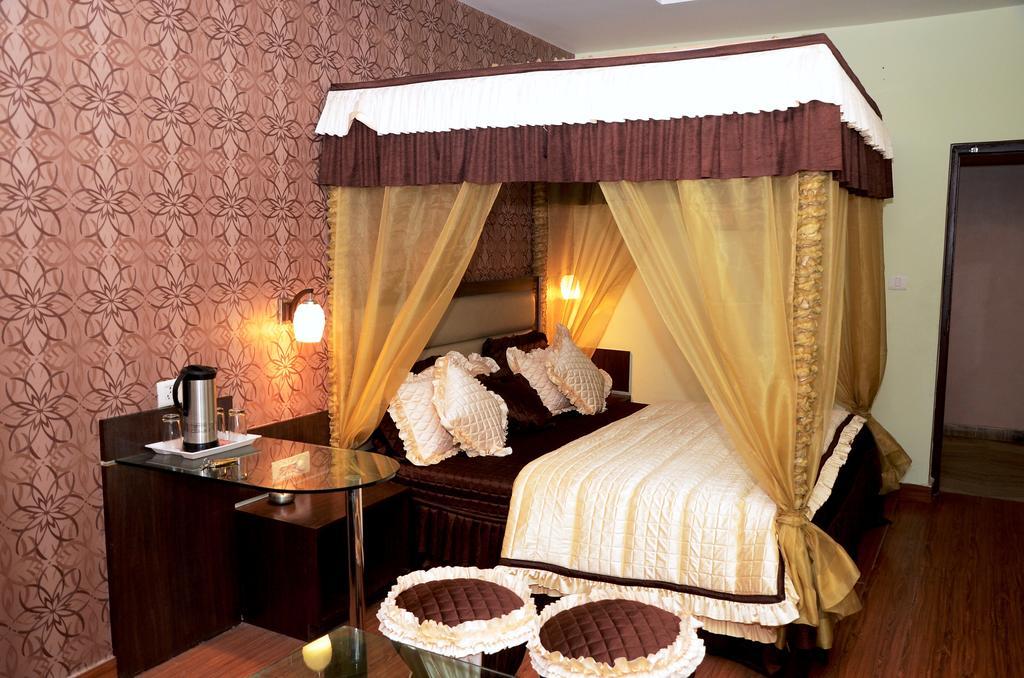 Hotel Kartikey Τζαϊπούρ Εξωτερικό φωτογραφία